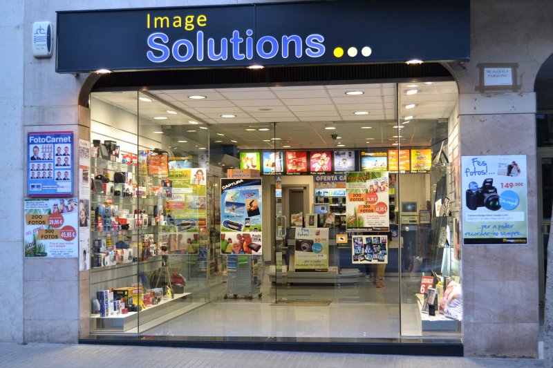 Nuestros servicios Image Solutions Foto album Reus Reus