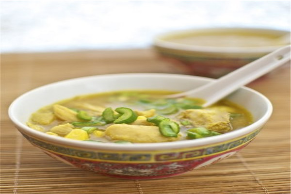 Sopa China de Maiz y Pollo