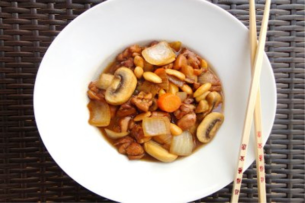 Pollo con Almendras